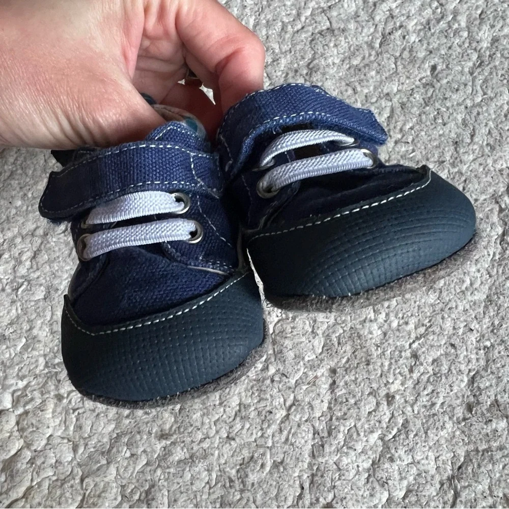 See Kai Run: Baby Boy Crib Walker Soft Bottom Leather Sneakers Size 0-6M